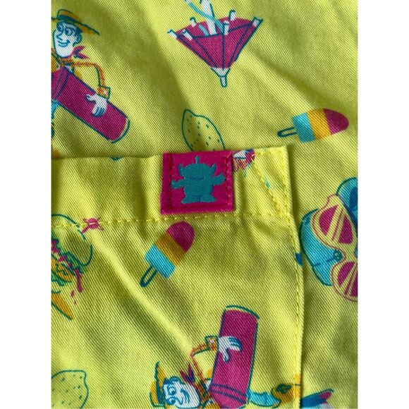 Disney Toy Story Button Down Shirt | Women’s XL | Yellow Buzz Woody Summer Print - Picture 6 of 8